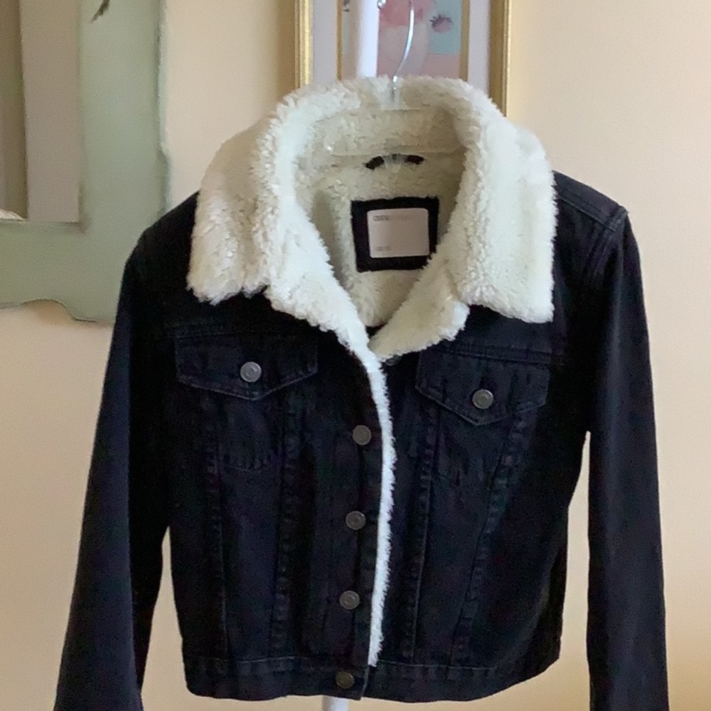 Adorable ASOS Black Denim Jacket 🖤🖤🖤
